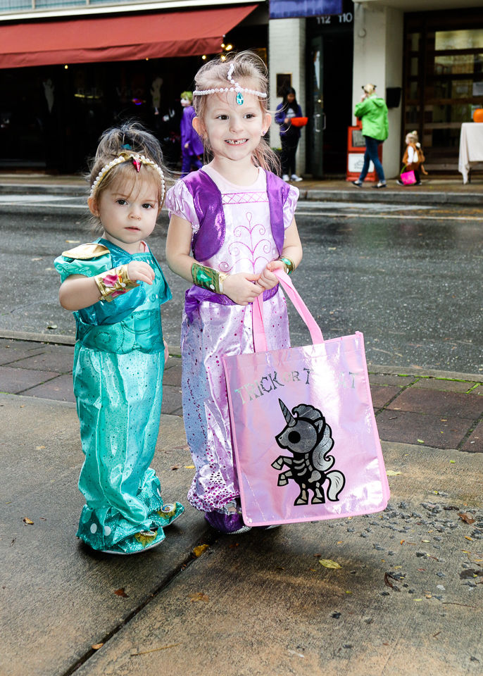 Halloween Trick or Treat Downtown Morganton 2019-9536.JPG